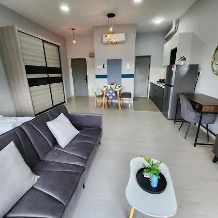 Taman Equine Comfy Studio#Greenery View#4 Pax#Aeon Mall Seri Kembangan Exterior photo