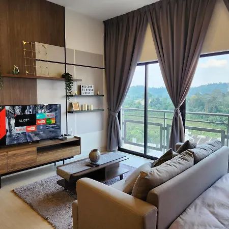 Taman Equine Comfy Studio#Greenery View#4 Pax#Aeon Mall Seri Kembangan Exterior photo