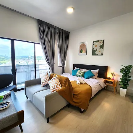 Taman Equine Comfy Studio#Greenery View#4 Pax#Aeon Mall Seri Kembangan Exterior photo