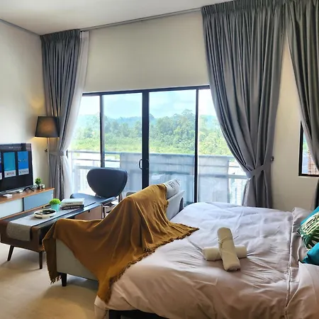 Taman Equine Comfy Studio#Greenery View#4 Pax#Aeon Mall Seri Kembangan Exterior photo