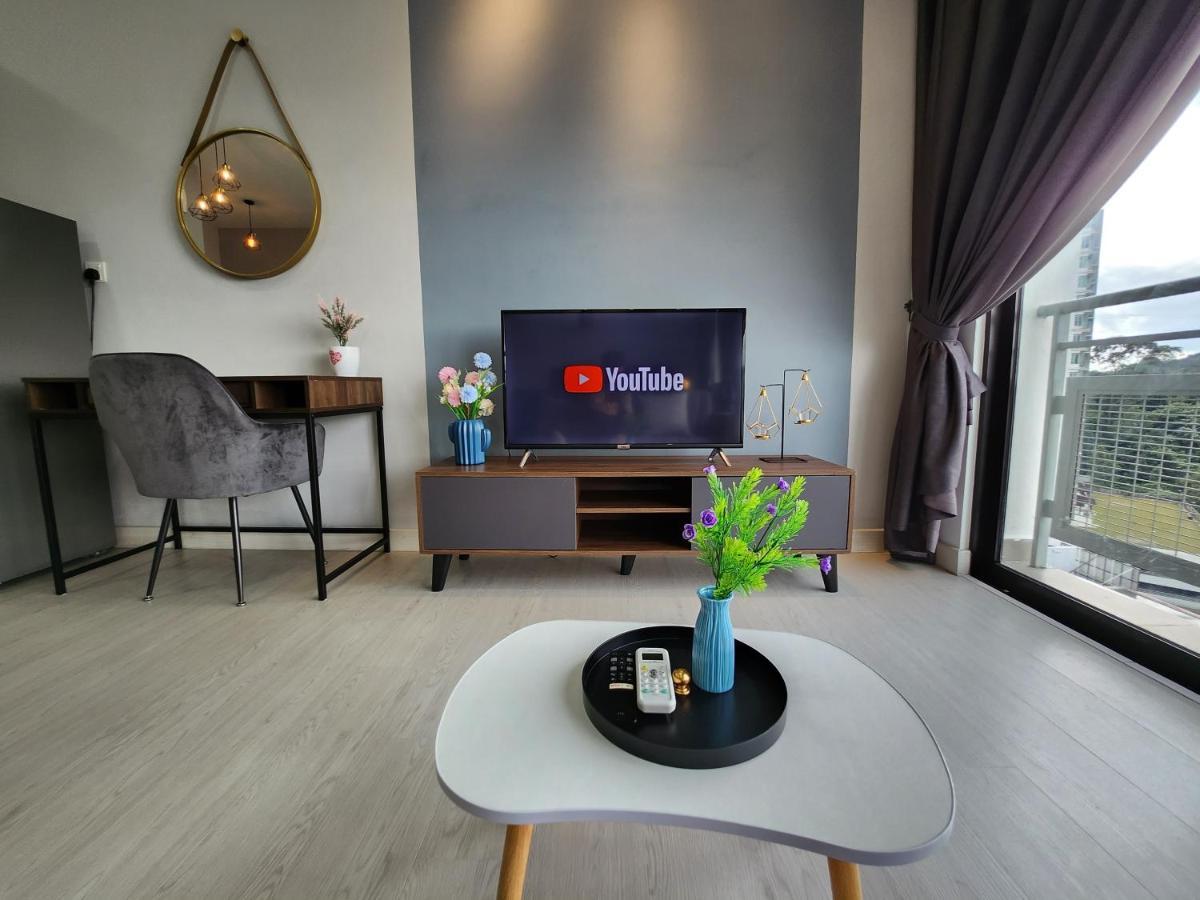 Apartment Taman Equine Comfy Studio#greenery View#4 Pax#aeon Mall